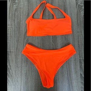 Shein swim suit nwot bought and doesn’t fit.